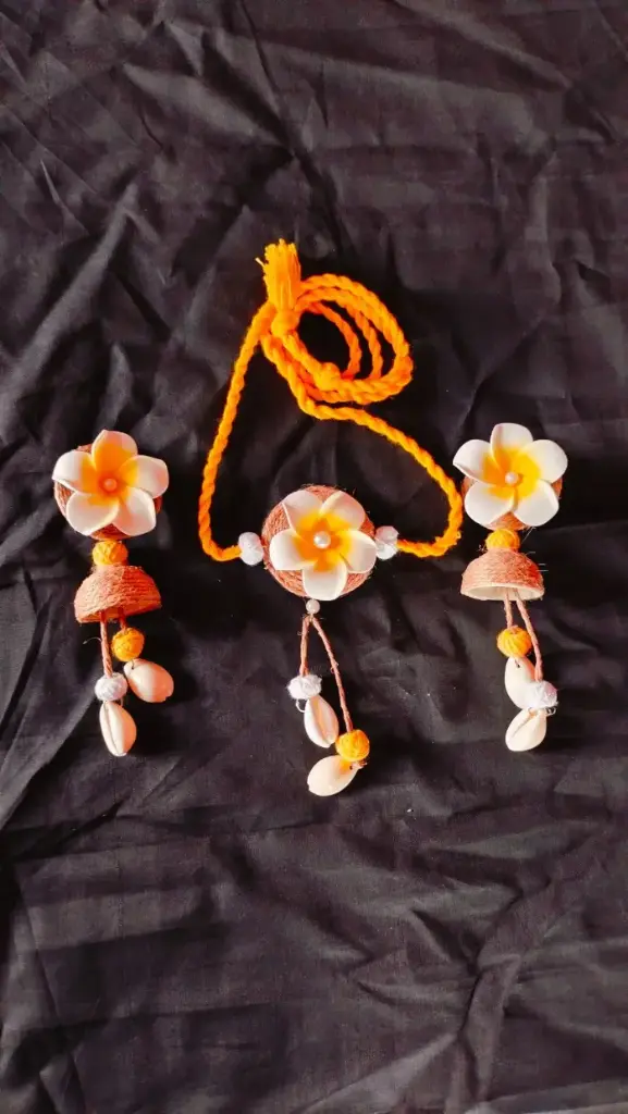 Pagoda Flower Choker Set